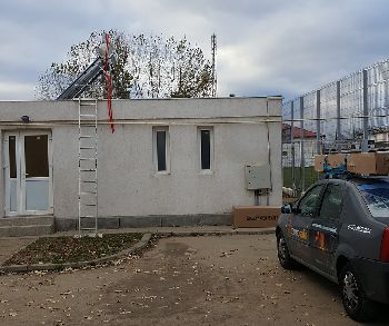 Montaj panou solar nepresurizat 150 litrii - scoala comuna Chiscani, judetul Braila